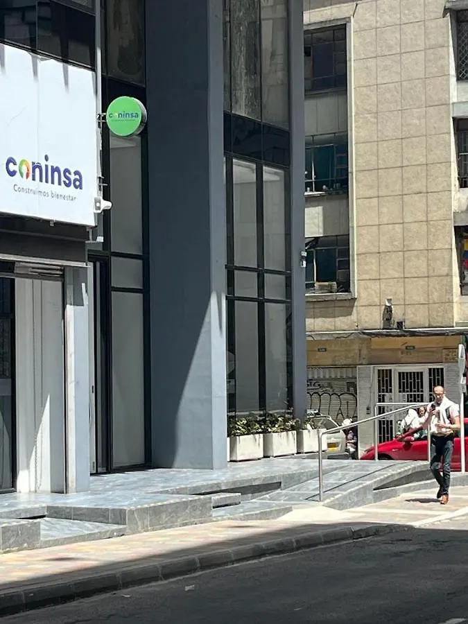 Bogota Apartamento En Torre Barcelona Ve Monserrate Lado The Spotty Colombia